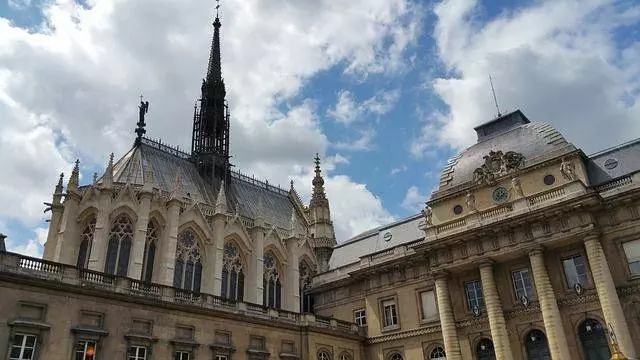 La Sainte Chapelle de París