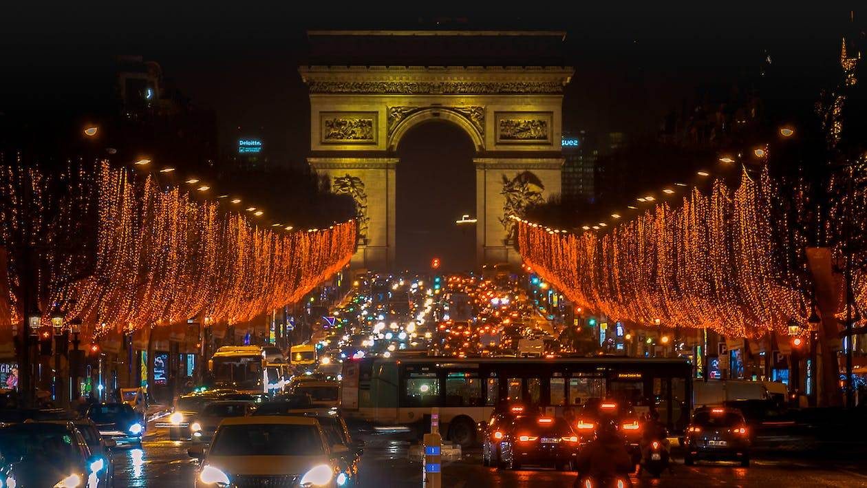 ✨Luces de Navidad en París: las mejores iluminaciones en 2023